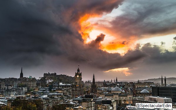 ‘Dragon’ spotted over&nbsp;Edinburgh!
